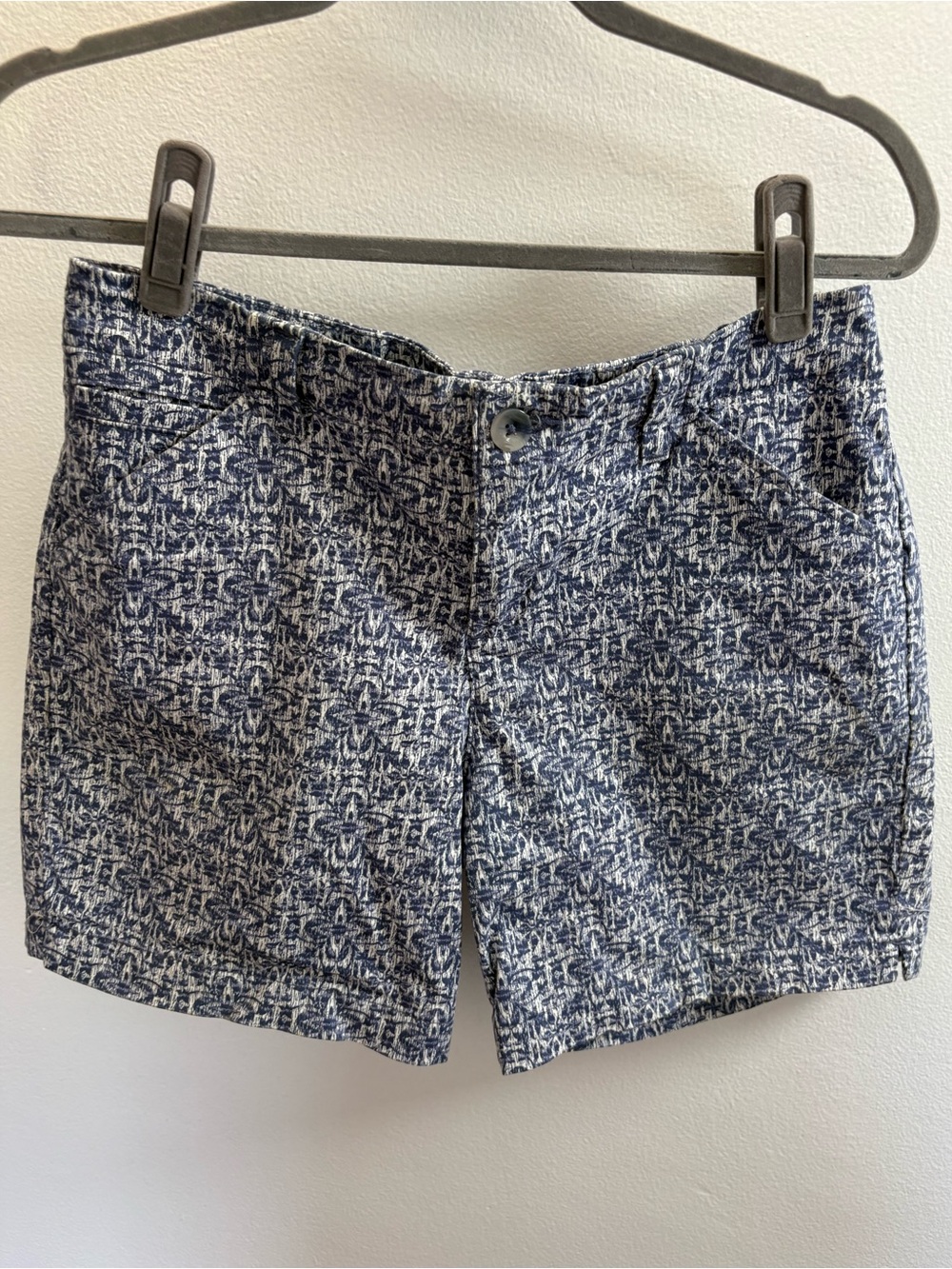 Lee Straight Fit Blue Patterned Shorts 4